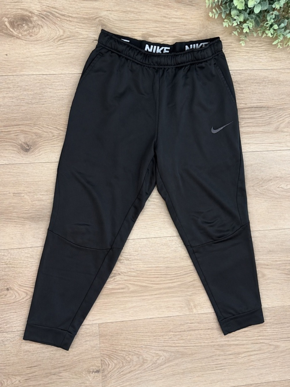 Nike Women's Athletic Black Joggers with Swoosh Medium Dri Fit Athletic Pants
